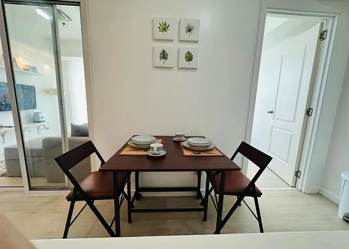 Casa Bw Azure Urban Residences Manille