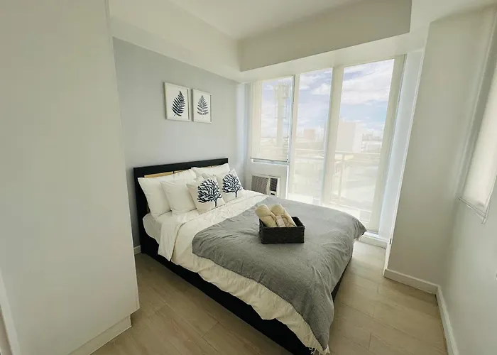 Casa Bw Azure Urban Residences