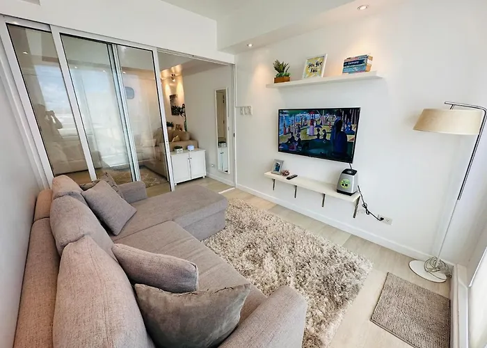 Casa Bw Azure Urban Residences 4* Manille
